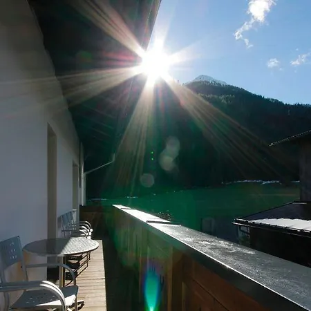 Appartamento Haus Alpenglueck Kaunertal Esterno foto