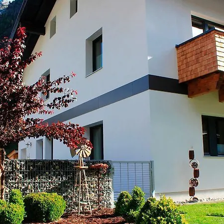 Appartamento Haus Alpenglueck Kaunertal Esterno foto